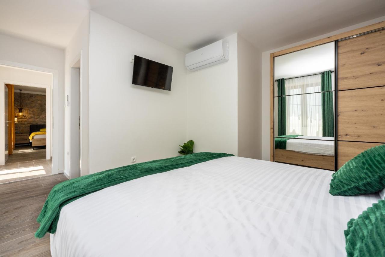 Villa Antani With Heated Pool, Sauna & Jacuzzi Crikvenica Exterior foto