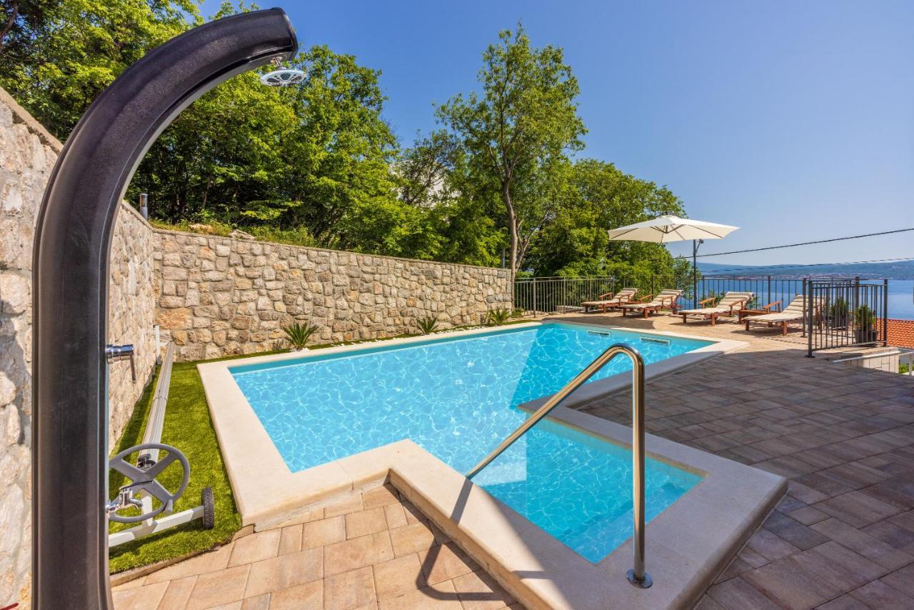 Villa Antani With Heated Pool, Sauna & Jacuzzi Crikvenica Exterior foto
